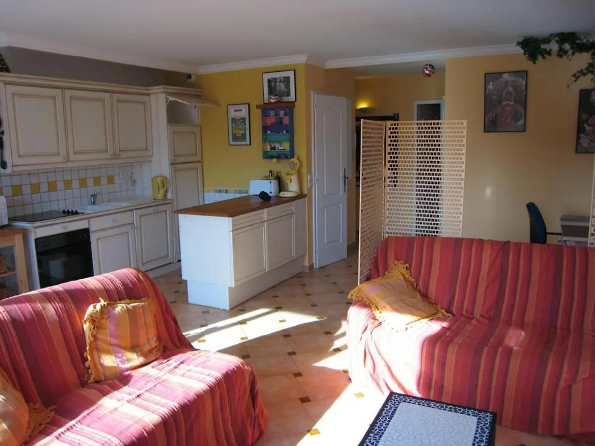 Magnifique T3 Climatise Au Dernier Etage Avec Bureau A Cavalaire - Fr-1-100-212 Apartamento  Cavalaire-sur-Mer