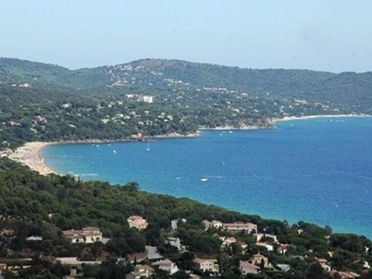 Magnifique T3 Climatise Au Dernier Etage Avec Bureau A Cavalaire - Fr-1-100-212 Apartamento Cavalaire-sur-Mer