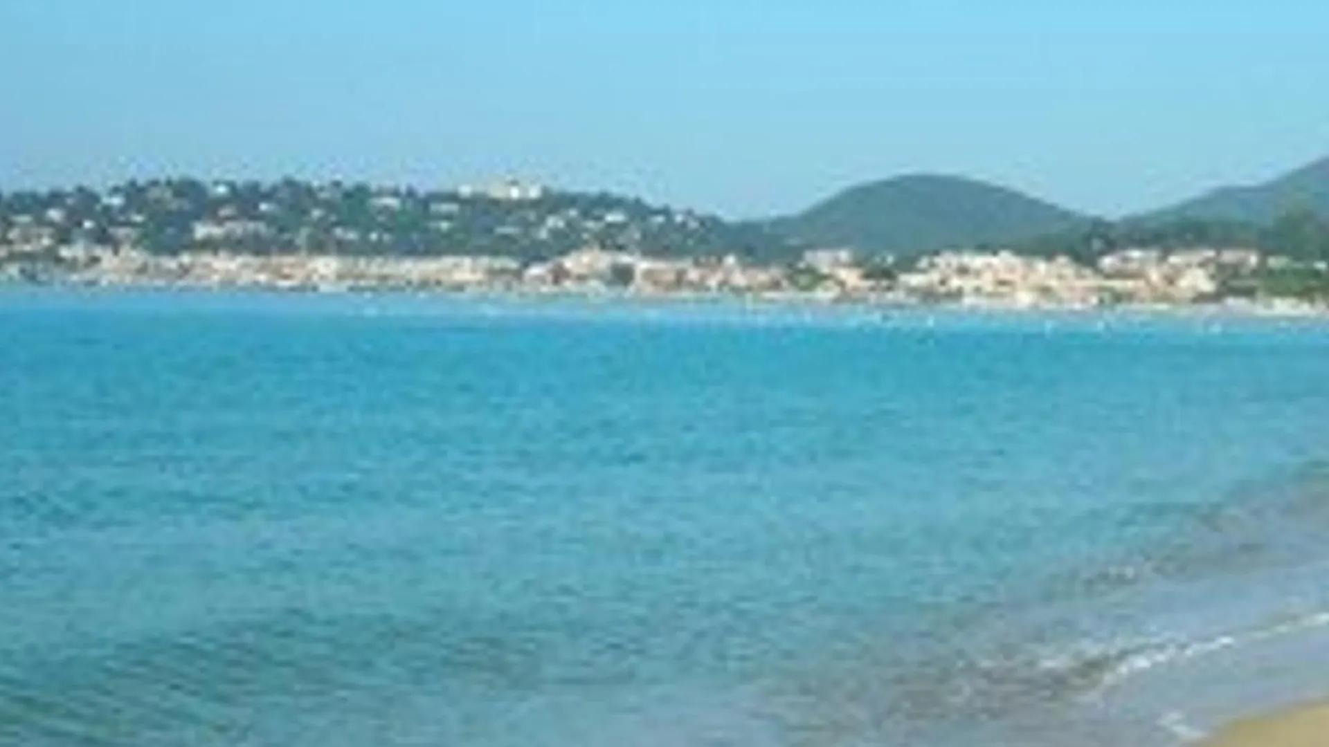 Magnifique T3 Climatise Au Dernier Etage Avec Bureau A Cavalaire - Fr-1-100-212 Apartamento